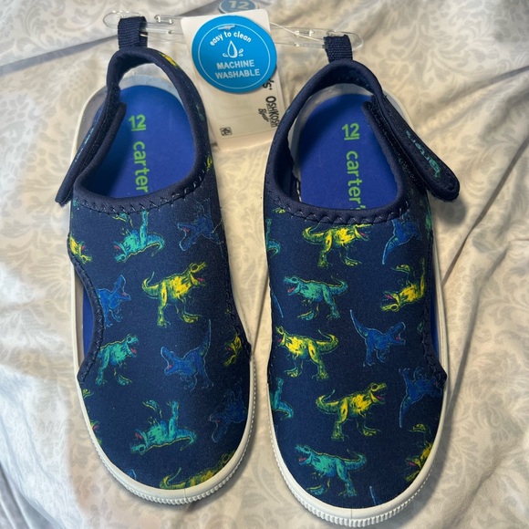 New Carters Dinosaur water shoes - Picture 8 of 10